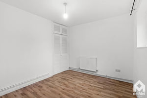 Photo 1- click for photo gallery